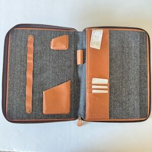 NWT Mark & Graham Leather Trim Canvas Folder